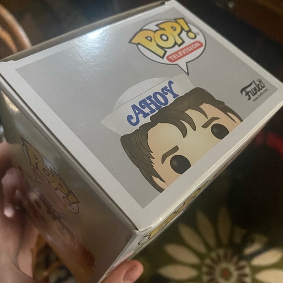 Funko Pop! Stranger Things Steve Baskin Robbins - Picture 2 of 4